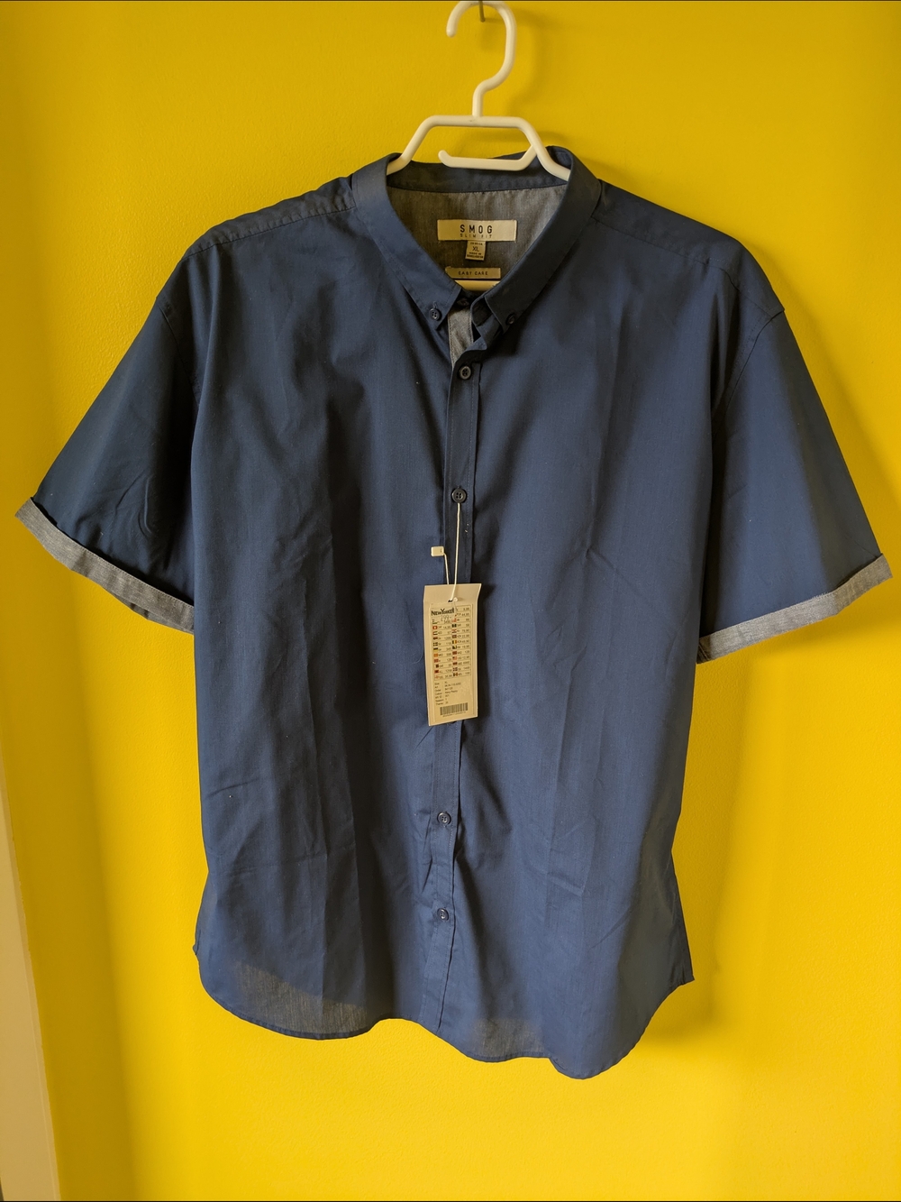 Men's Navy Short-Sleeve Button-Up Shirt New